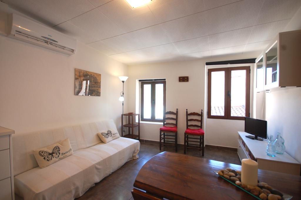 Lets Holidays Cozy Apartment 70 M. From The Beach In Tossa Tossa de Mar Extérieur photo